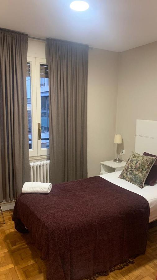 Eenpersoonskamer met Eigen Badkamer